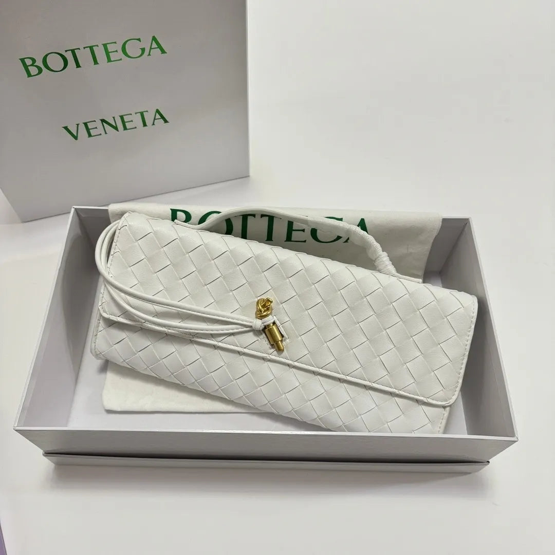 B1X44A380 Popular  leather bag 