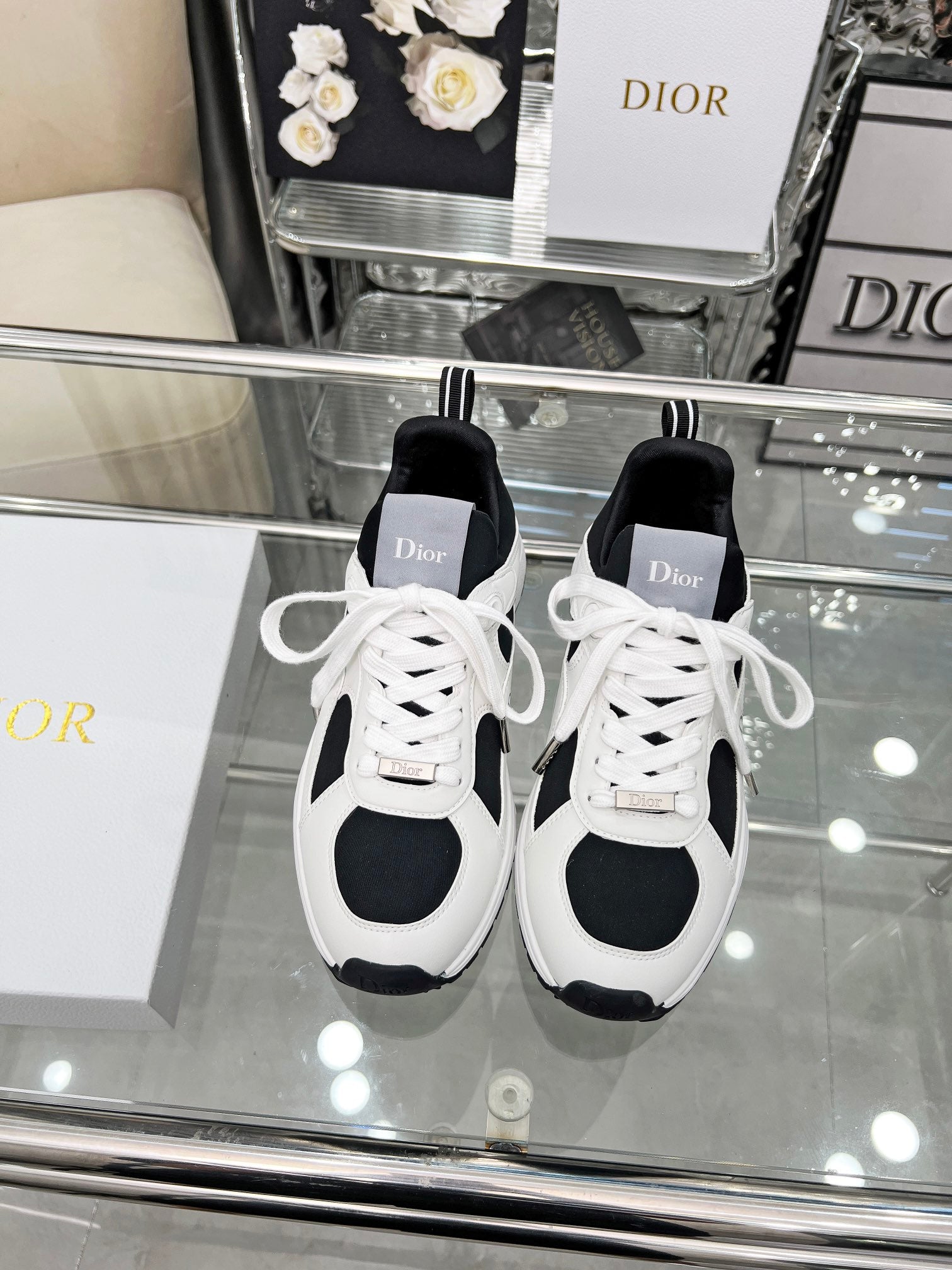Z2Q105D309 Popular high-quality Shoes