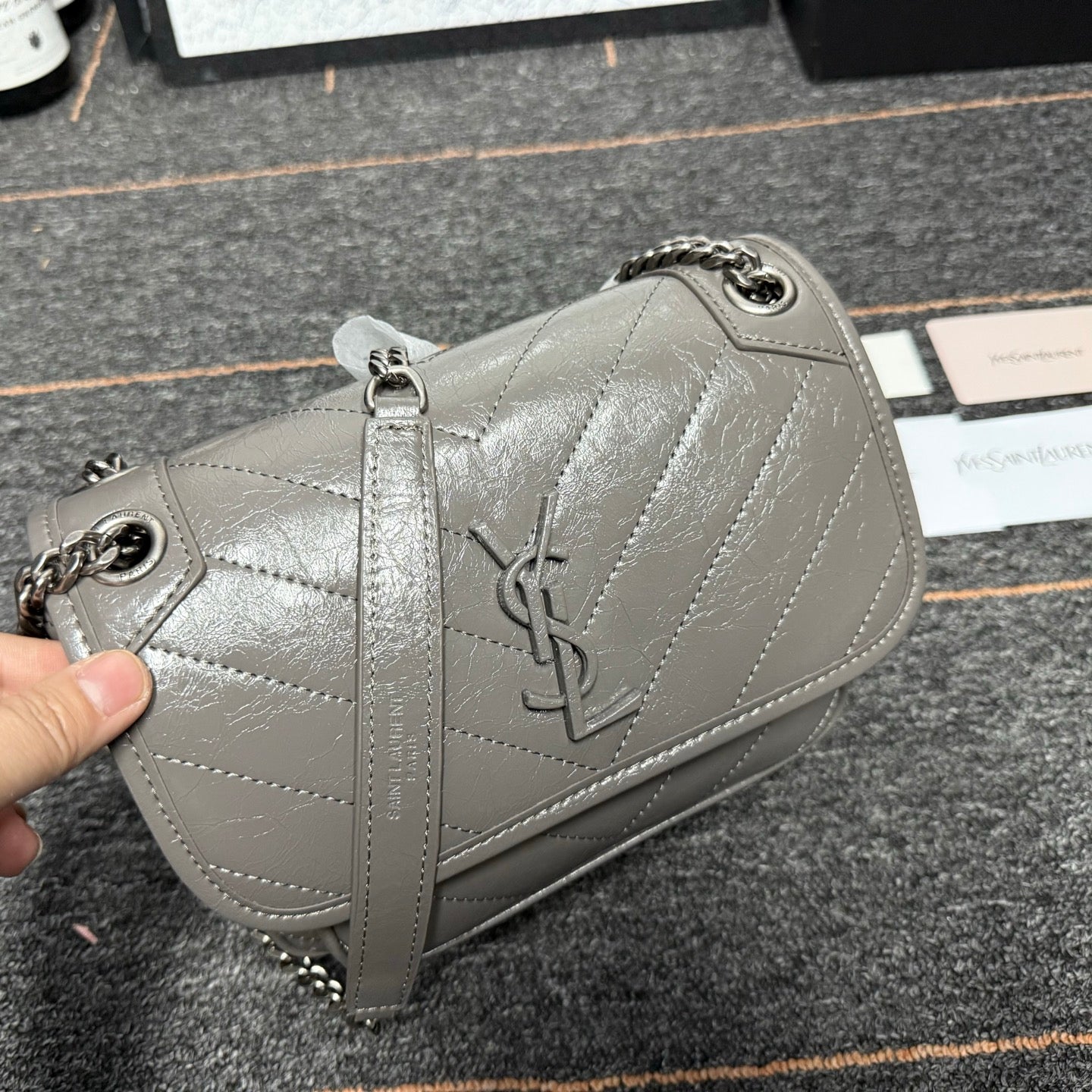 B1R76SL17 Popular leather bag