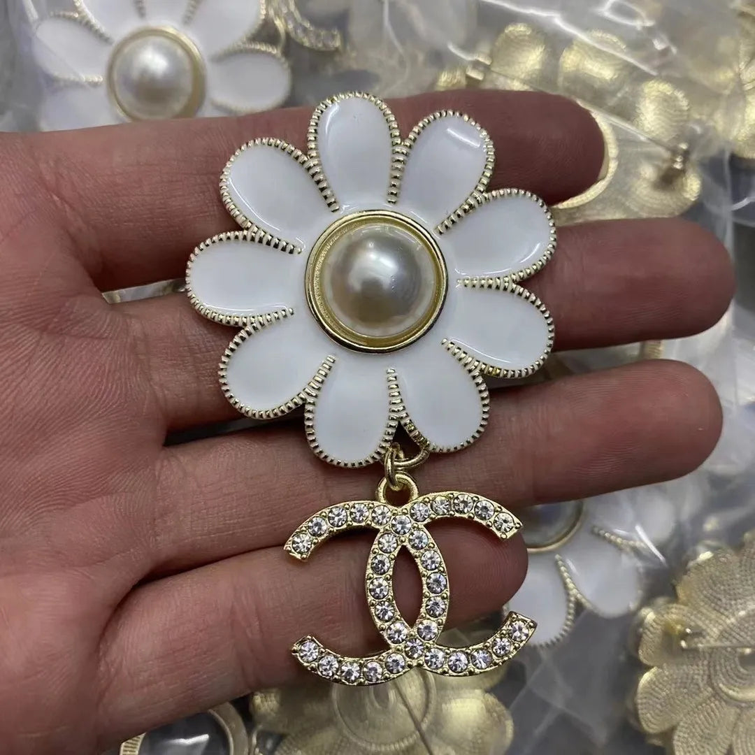 X1ZC891   Popular Brooch
