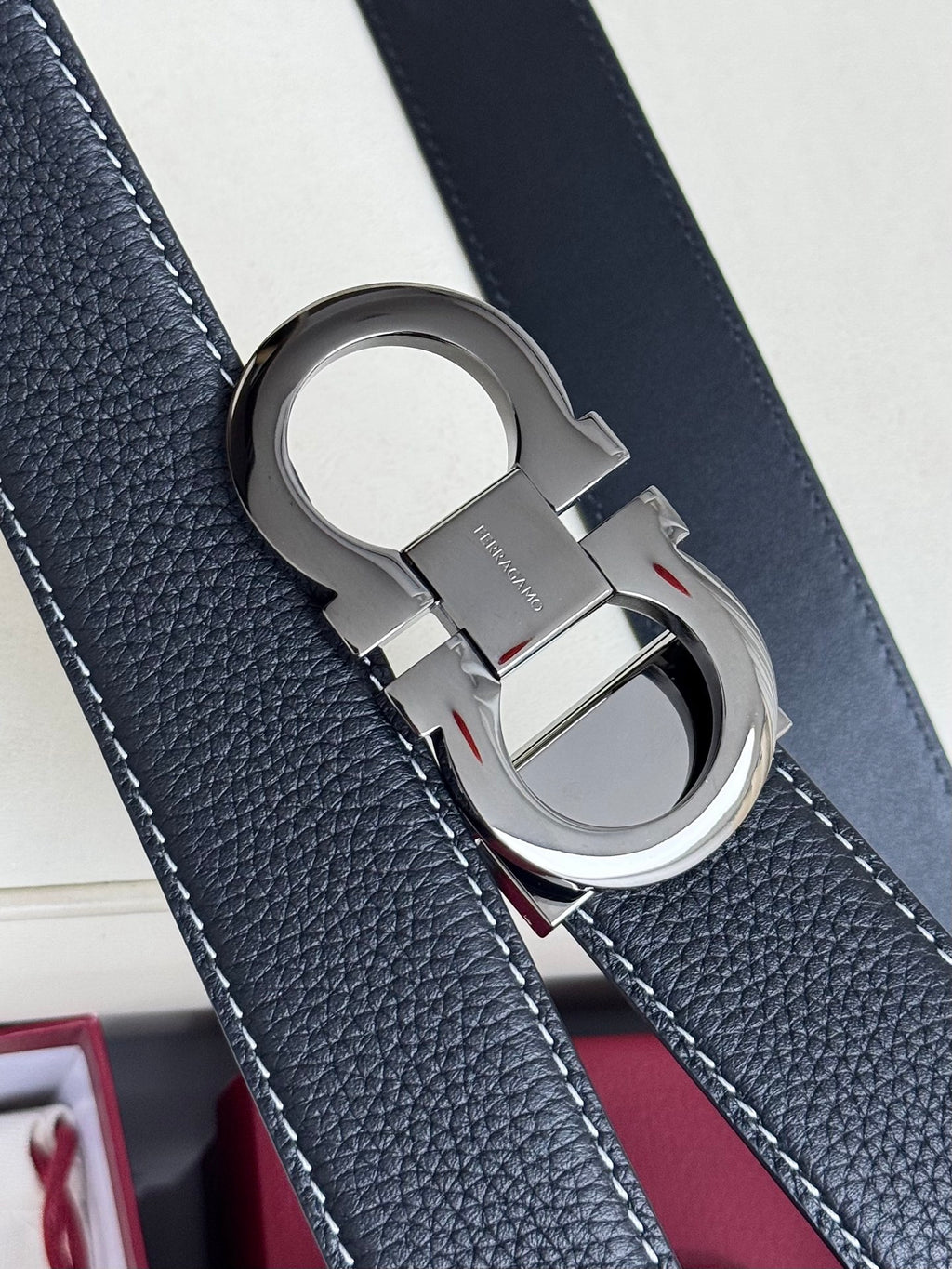 P1Q115A57 Popular High quality belt With full package