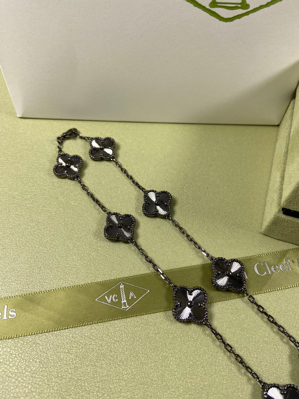 X5X94VA185K  Popular rings,earrings, bracelets,necklaces