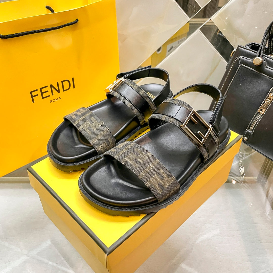 Z1Z54F71 Popular sandals
