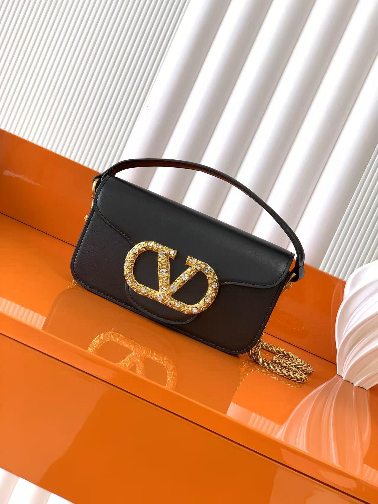 B1P36A30 Popular  leather bag
