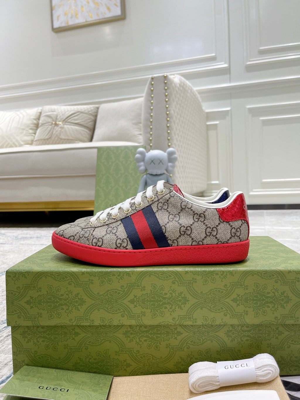 Z2Q105B202 Popular high-quality Shoes