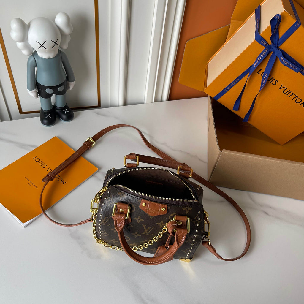 B1N36E6 Popular leather bag