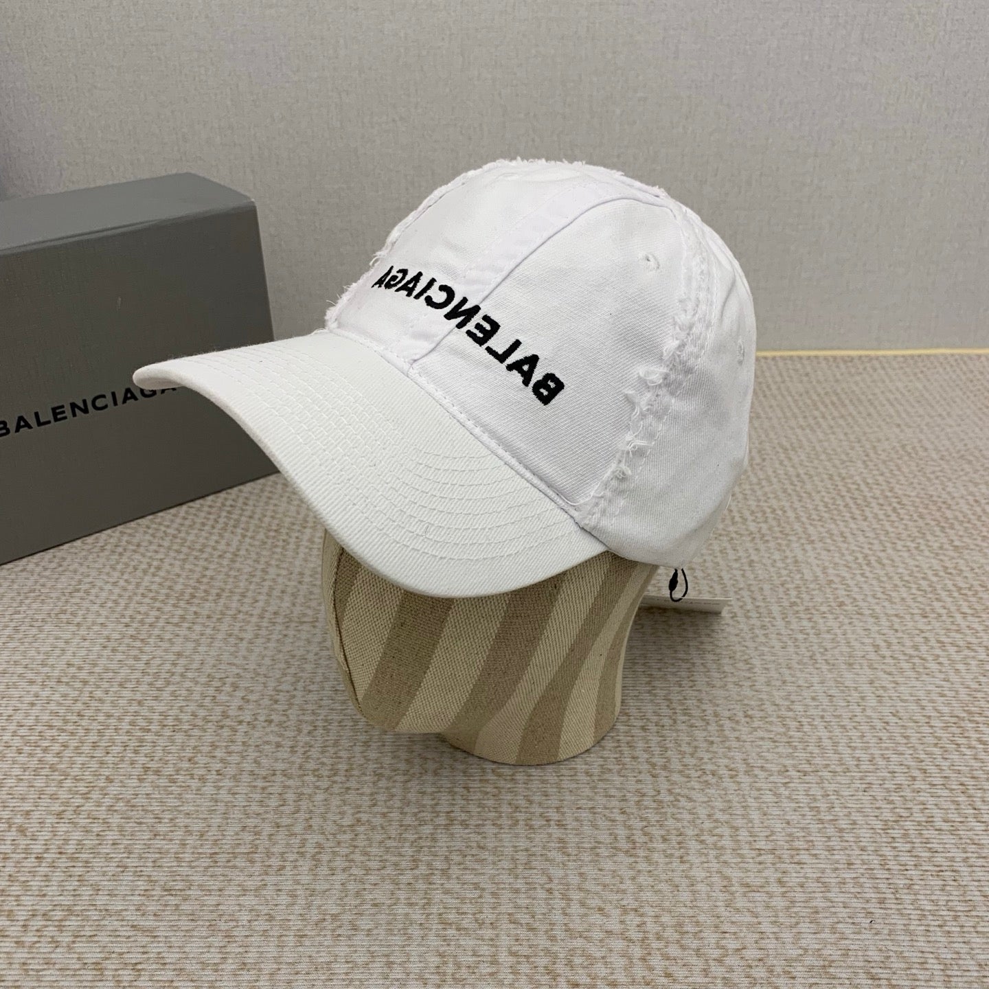 M1Q45J10 Popular  hats