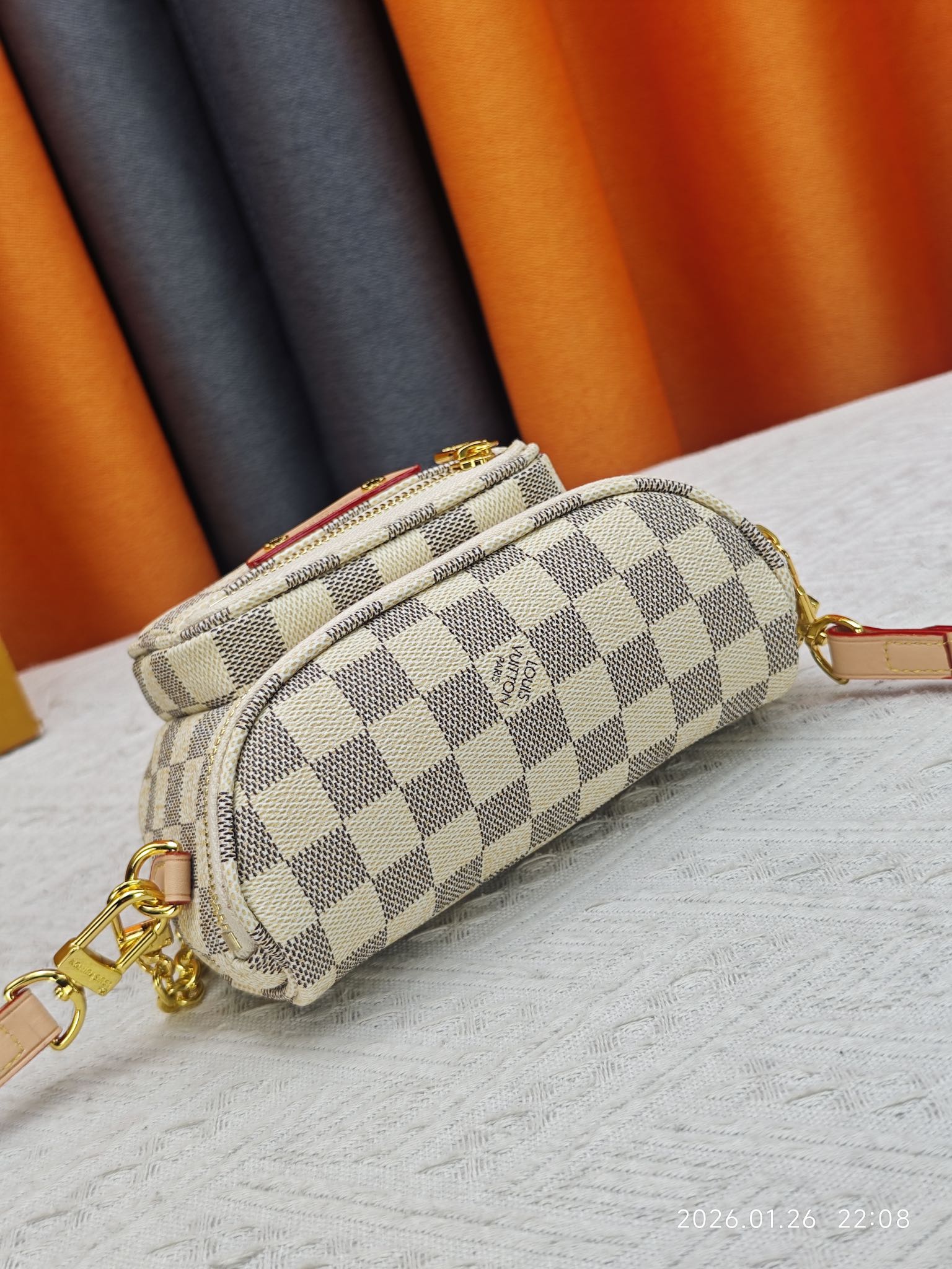 B1P46E74 Popular  bag