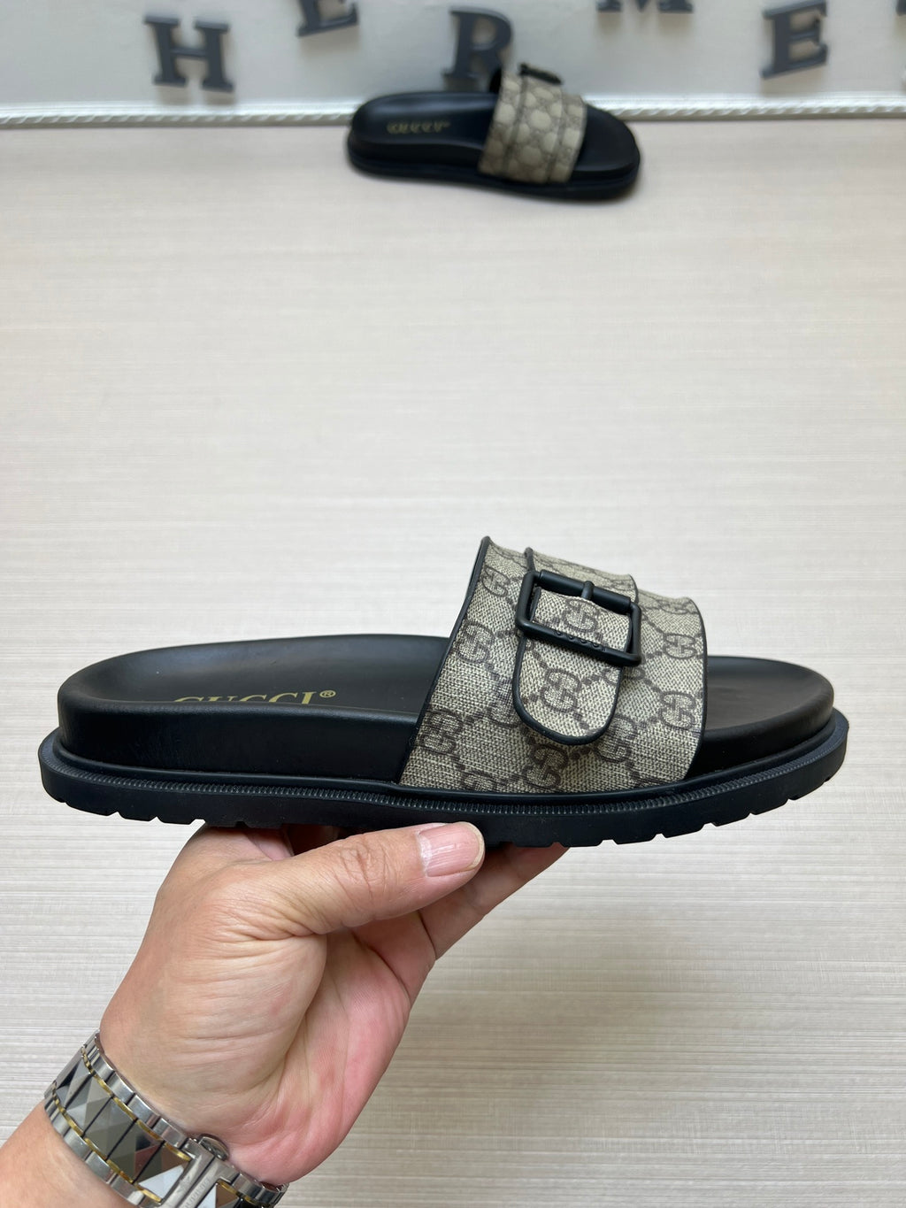 Z5ZB90 Popular slippers