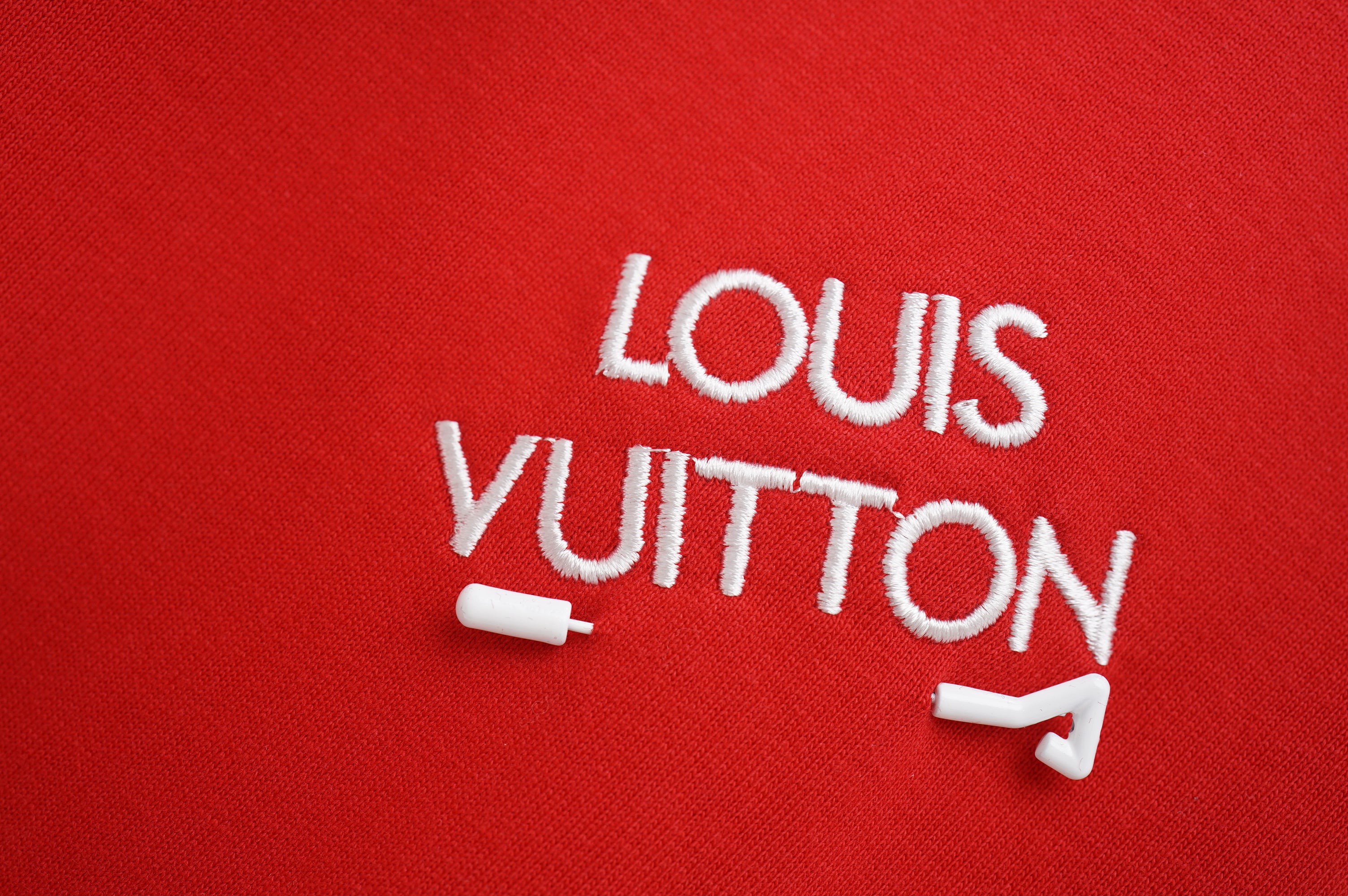 U1R76E25 Popular T-shirts