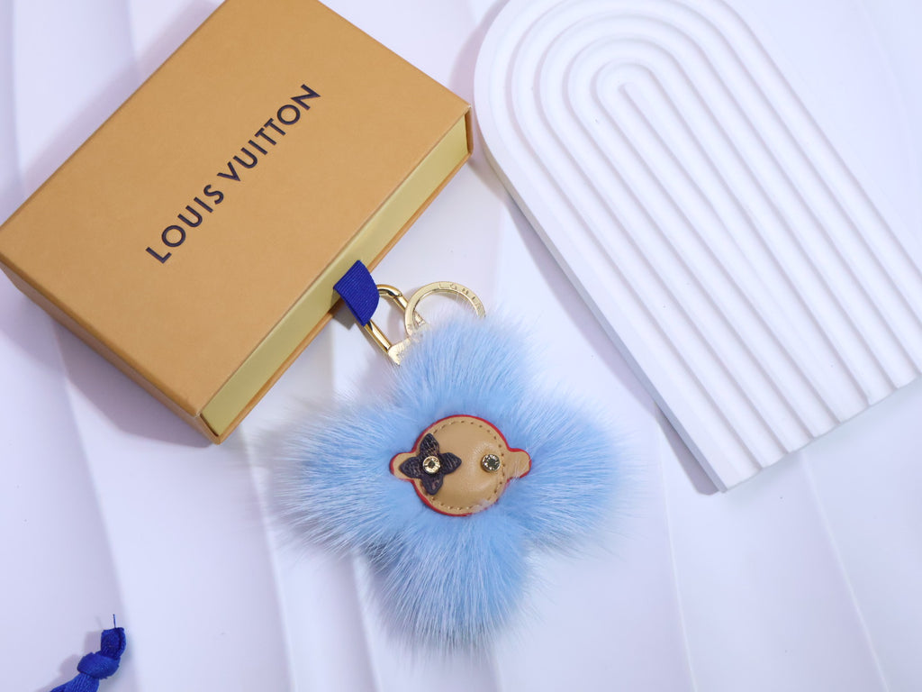 A1Q105E26 Popular bag 's charms accessories