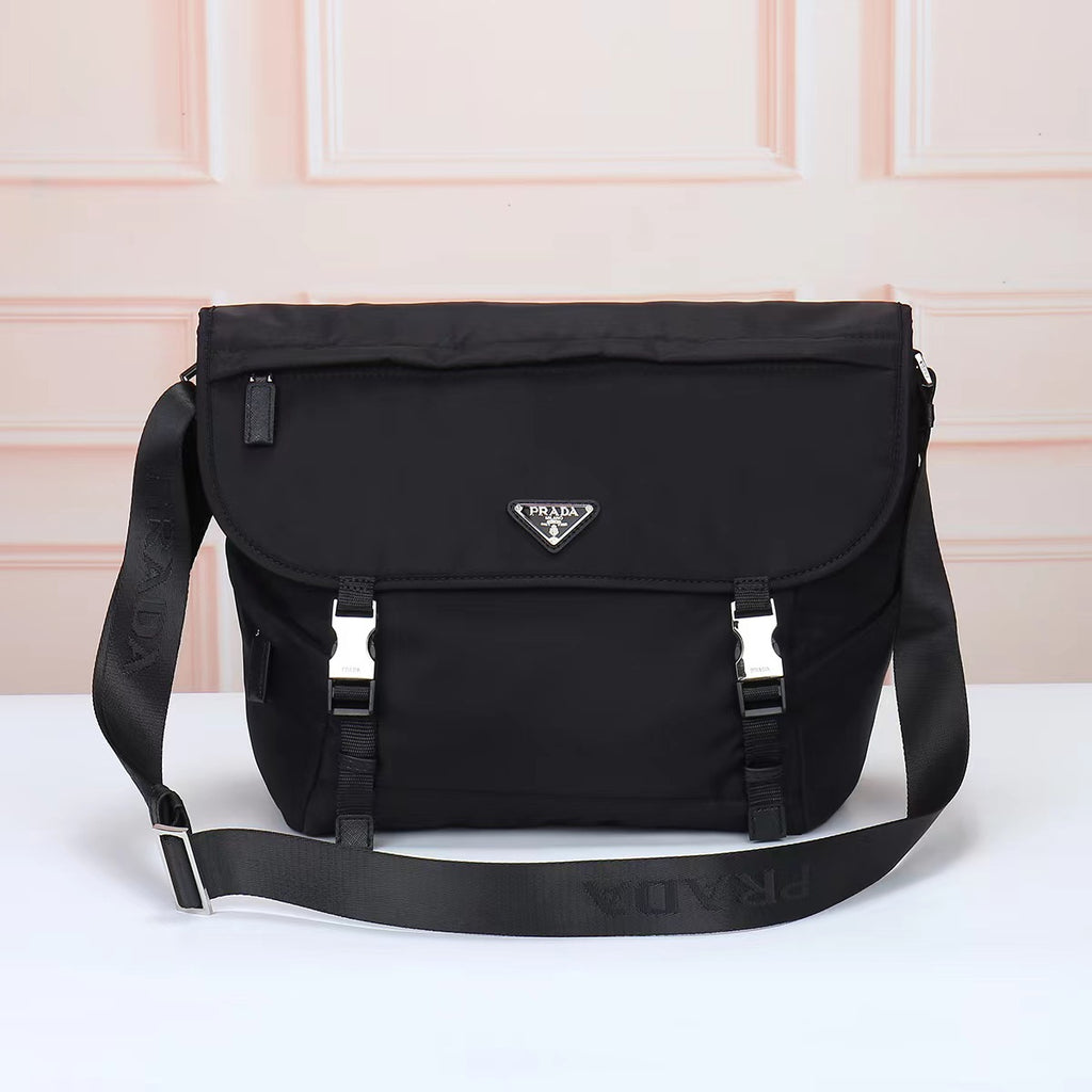 B1W35P111 Popular nylon fabric bag