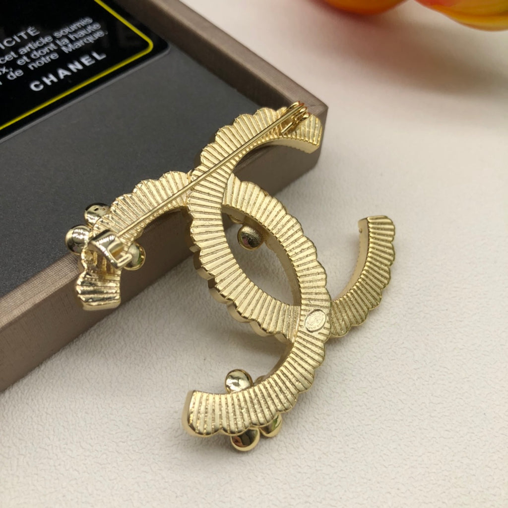 X14C874   Popular Brooch