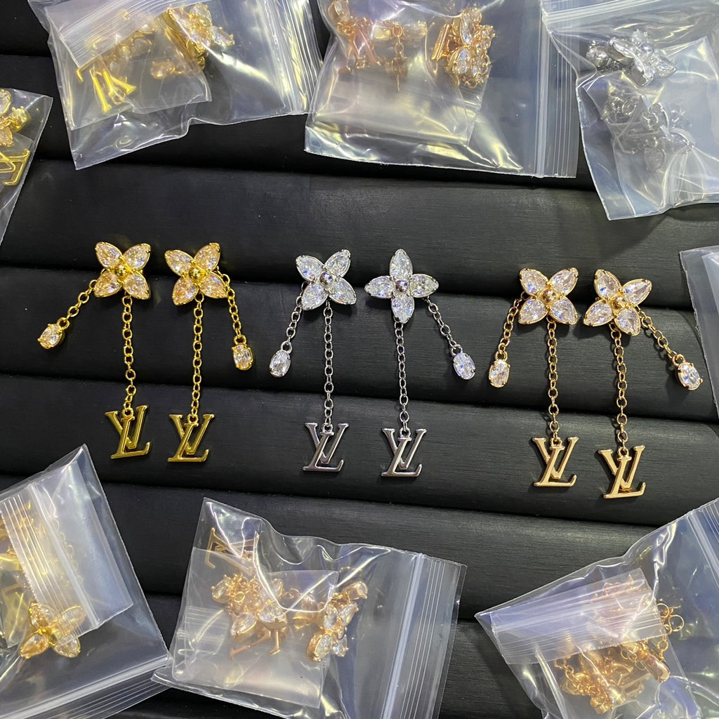 X1Z94E627E Popular  Earrings
