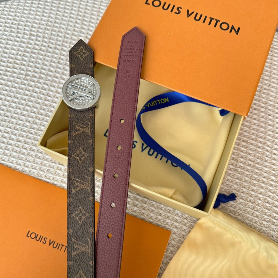 P1Q64E71 Popular  High quality belt With full package