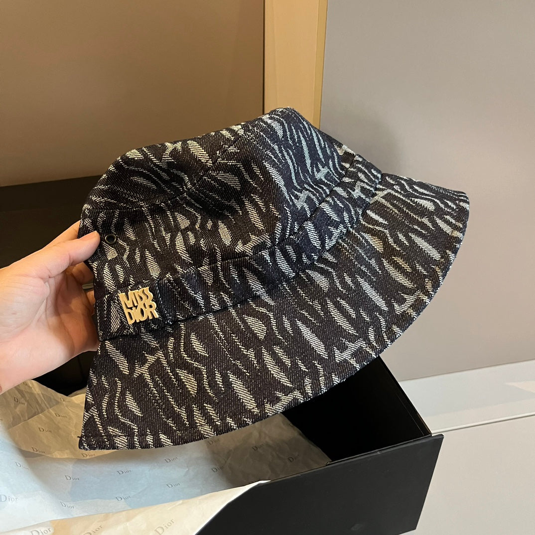 M1Z45D567 Popular hats