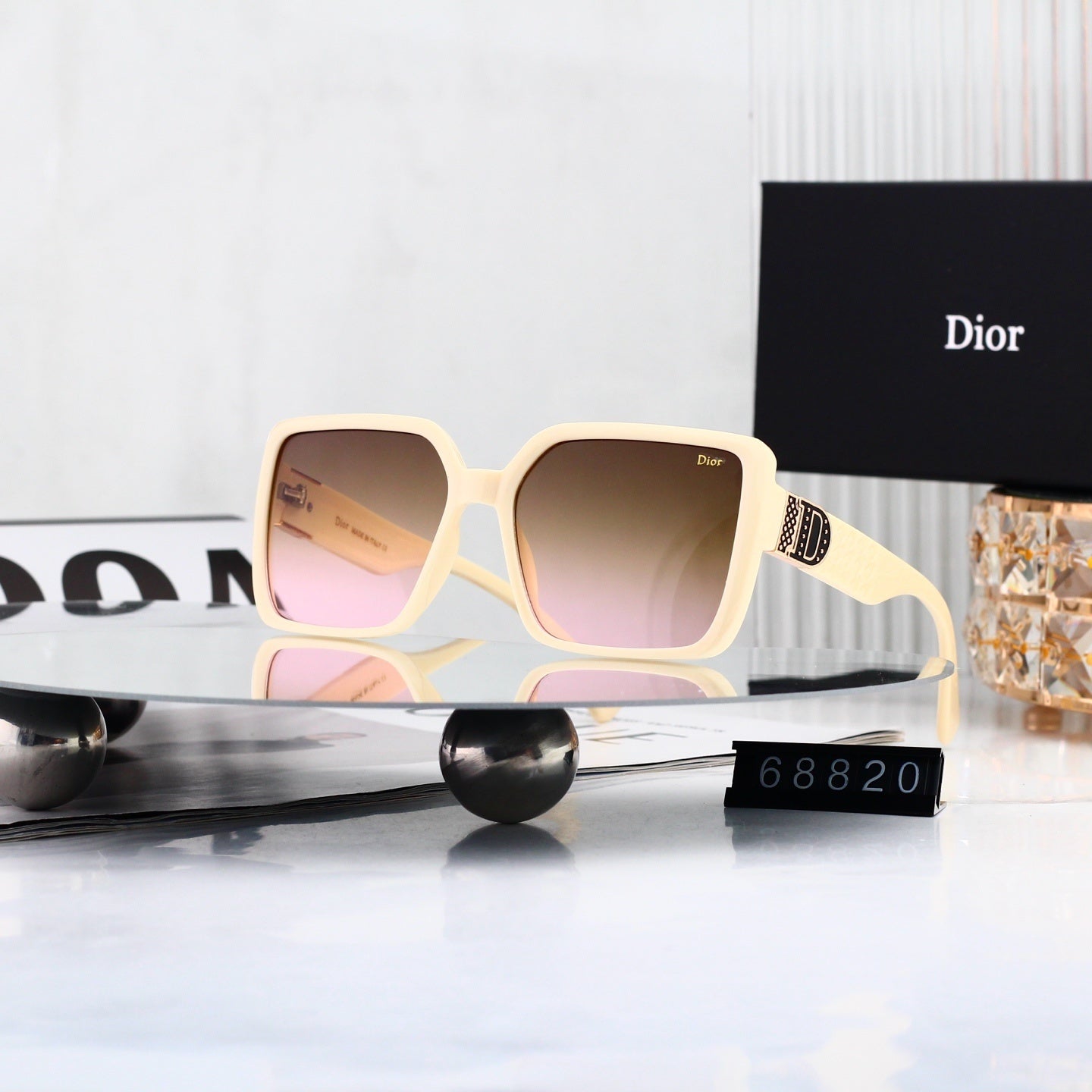 T1P56D52 Popular Sunglasses