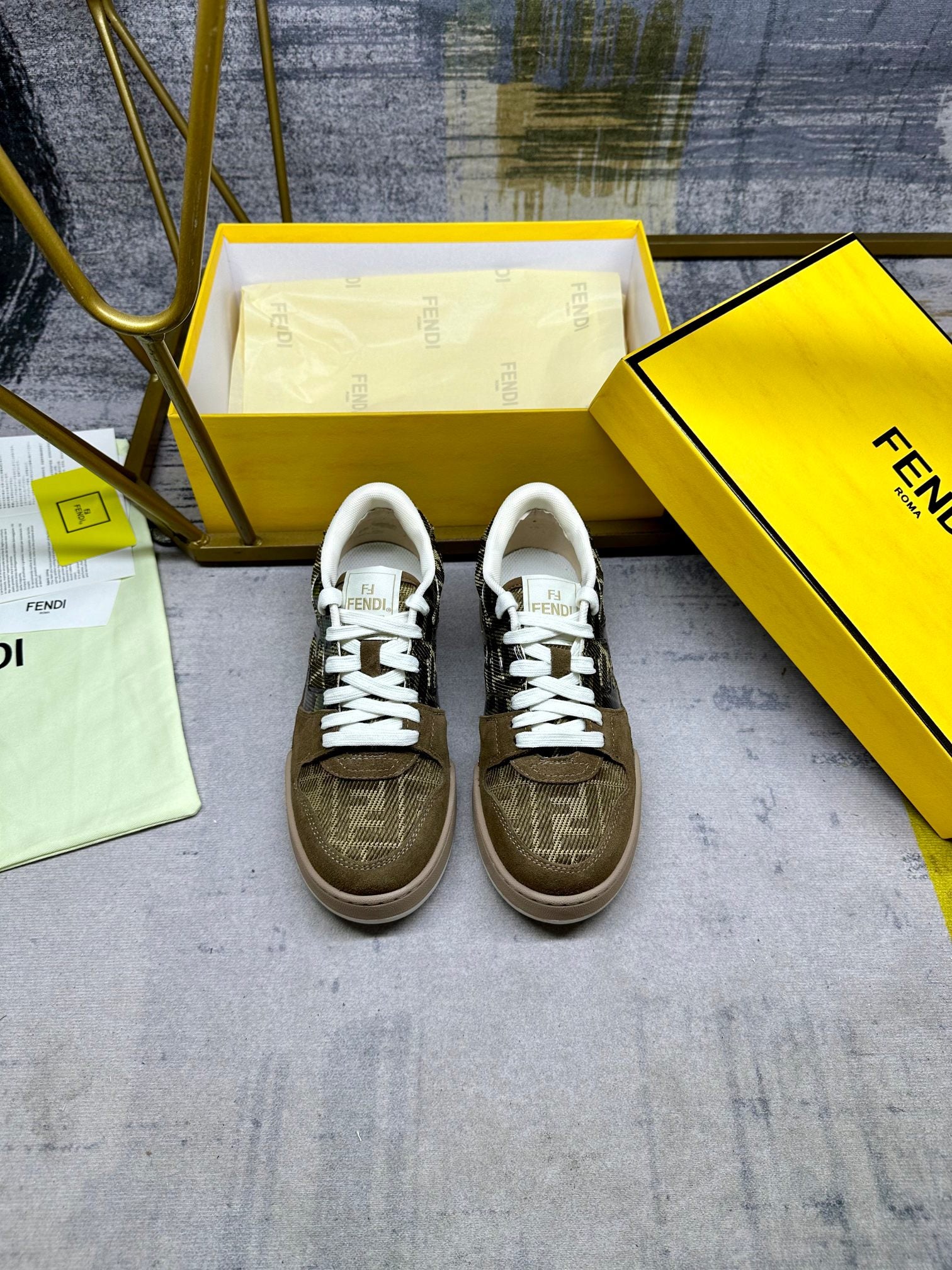Z2N95F14 Popular high-quality shoes