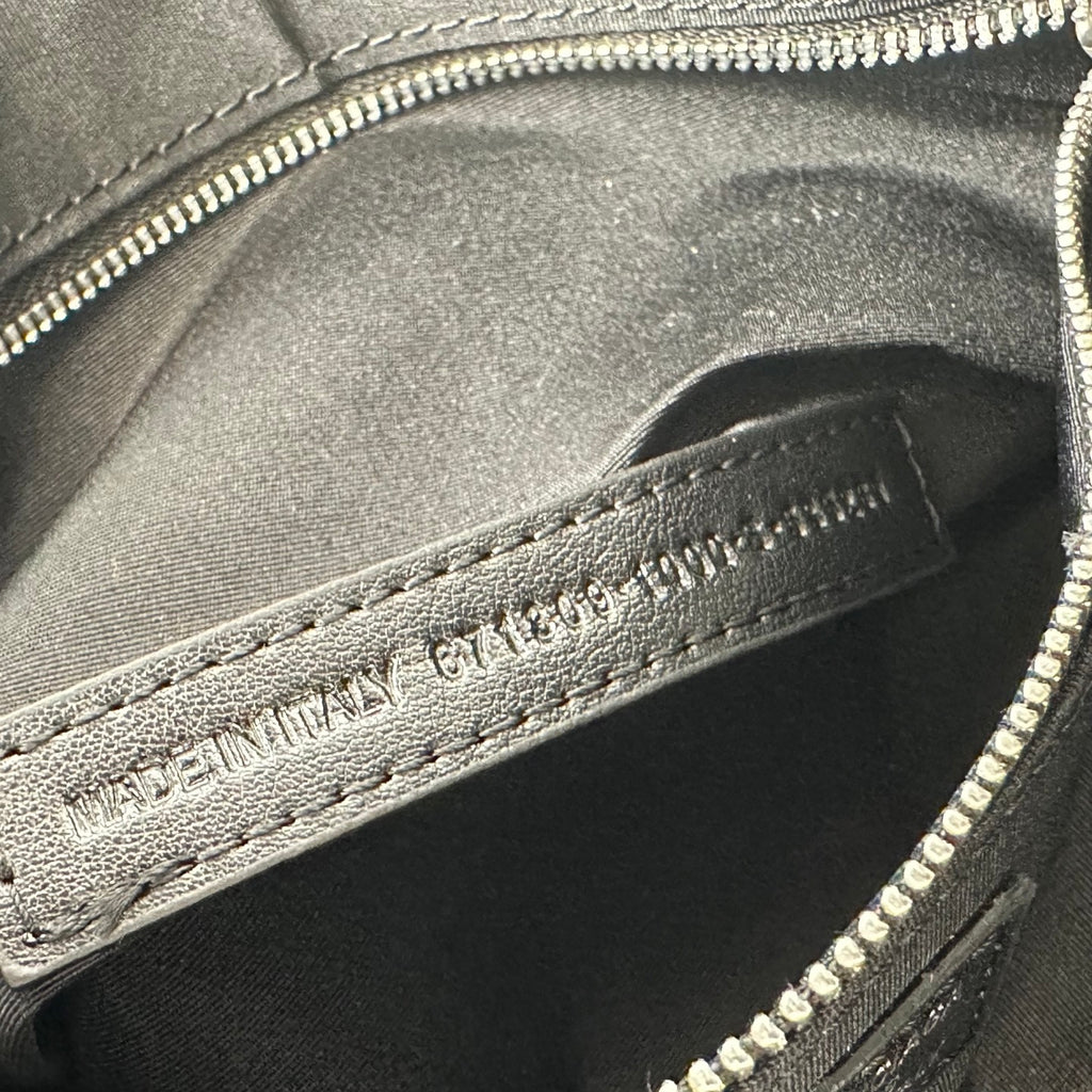B1P36J120 Popular leather bag