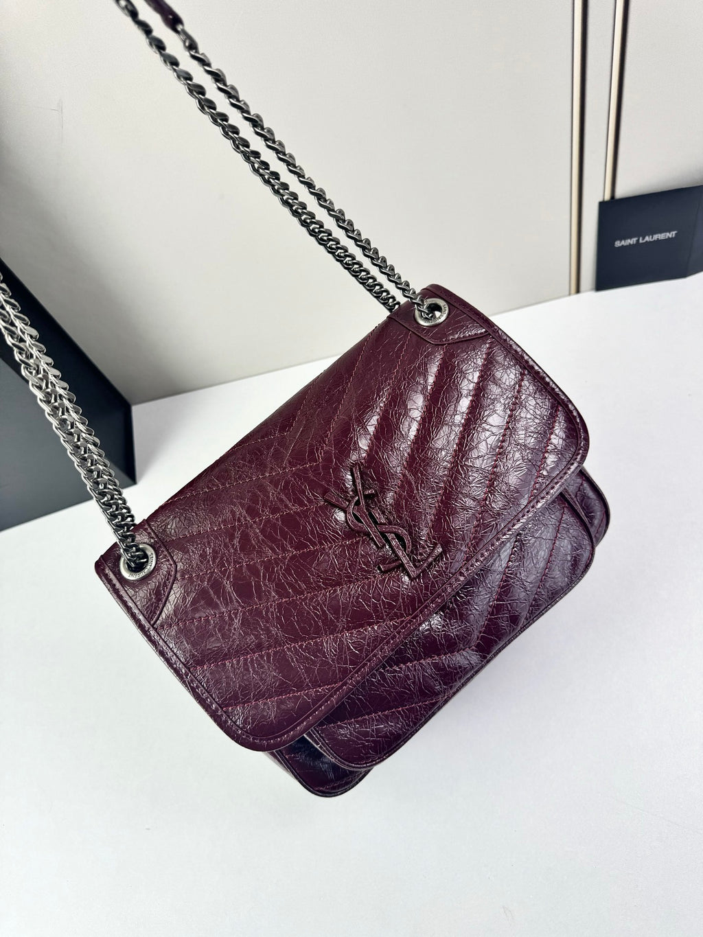 B1R76SL16 Popular leather bag