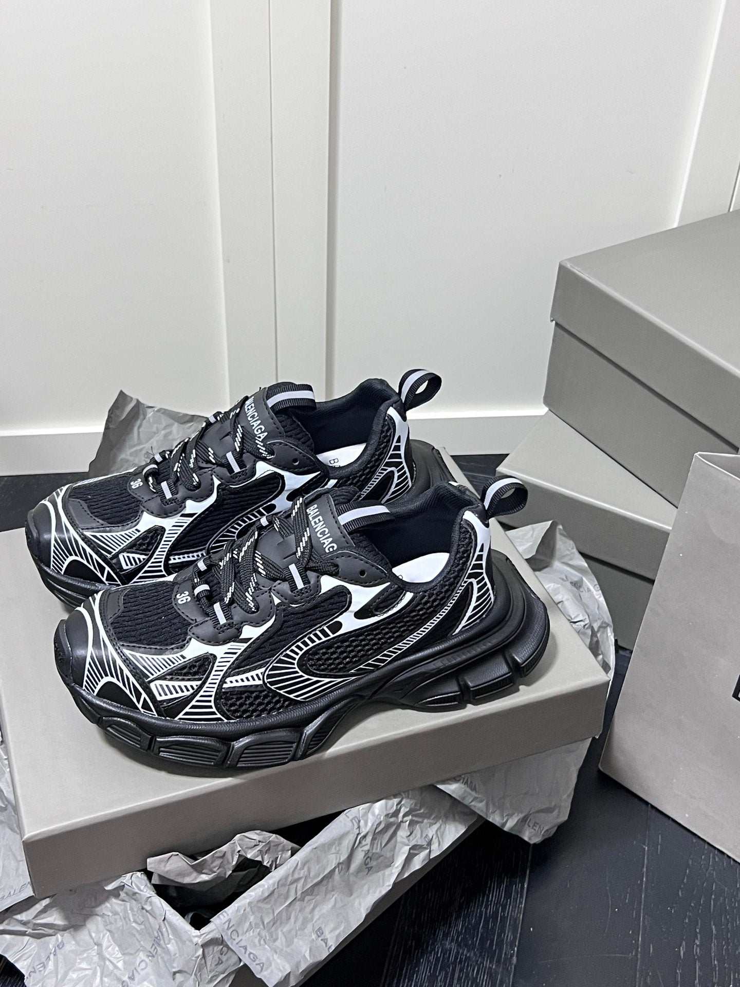 Z1Z54J116 Popular Casual shoes