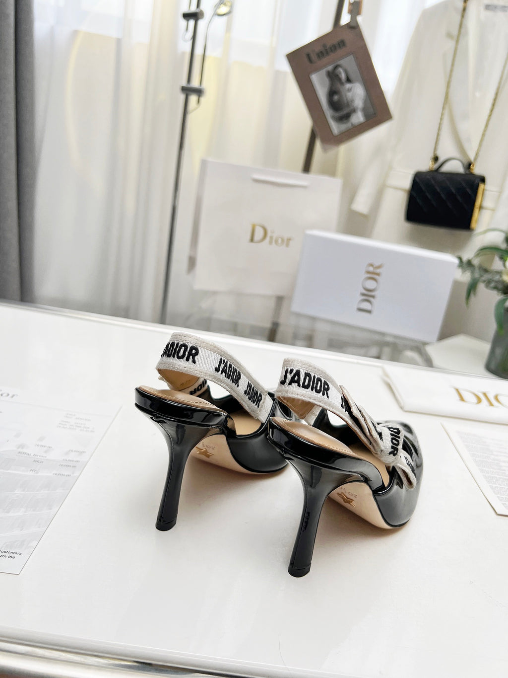 Z2P36D32 Popular high-quality leather Shoes