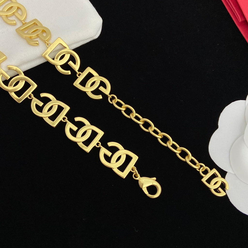 X1N63A137X  Popular  necklace earrings