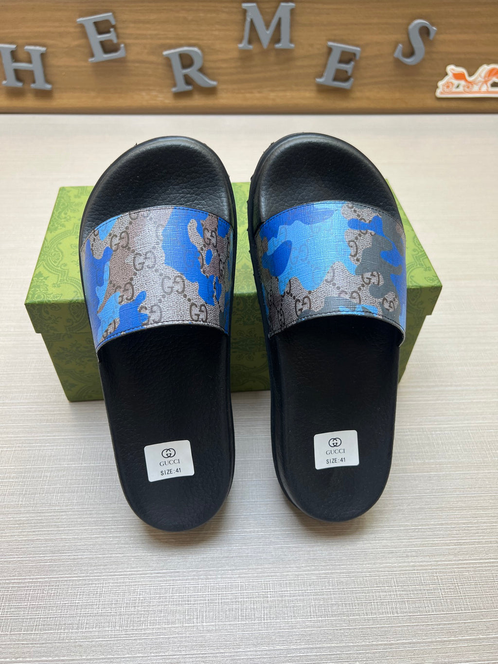 Z5X76B4 Popular slippers