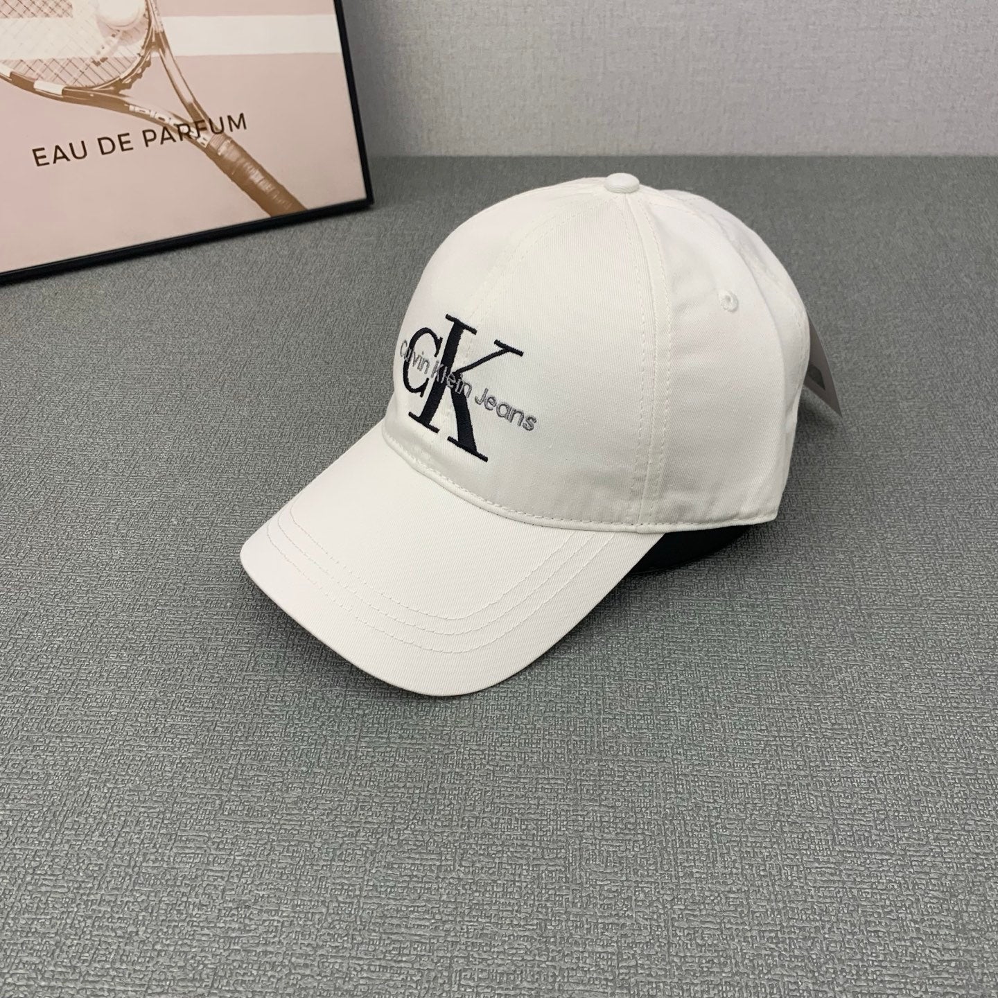 M1P45A573 Popular  hats