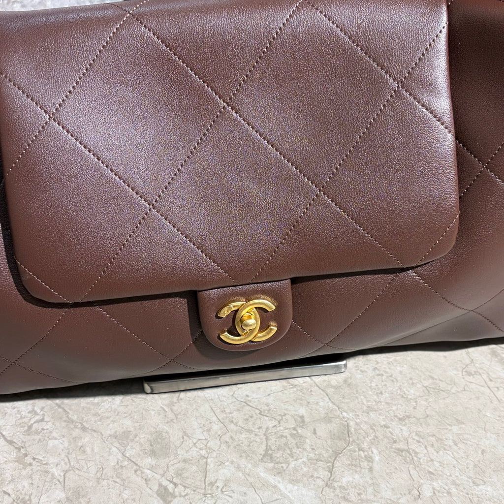 B1R15C146 Popular leather bag