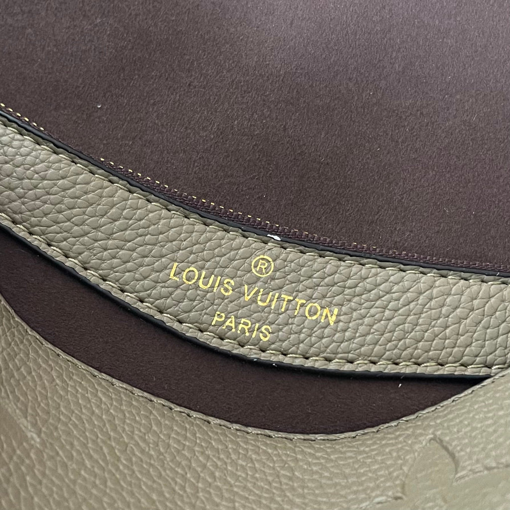 B1P36E38 Popular leather bag