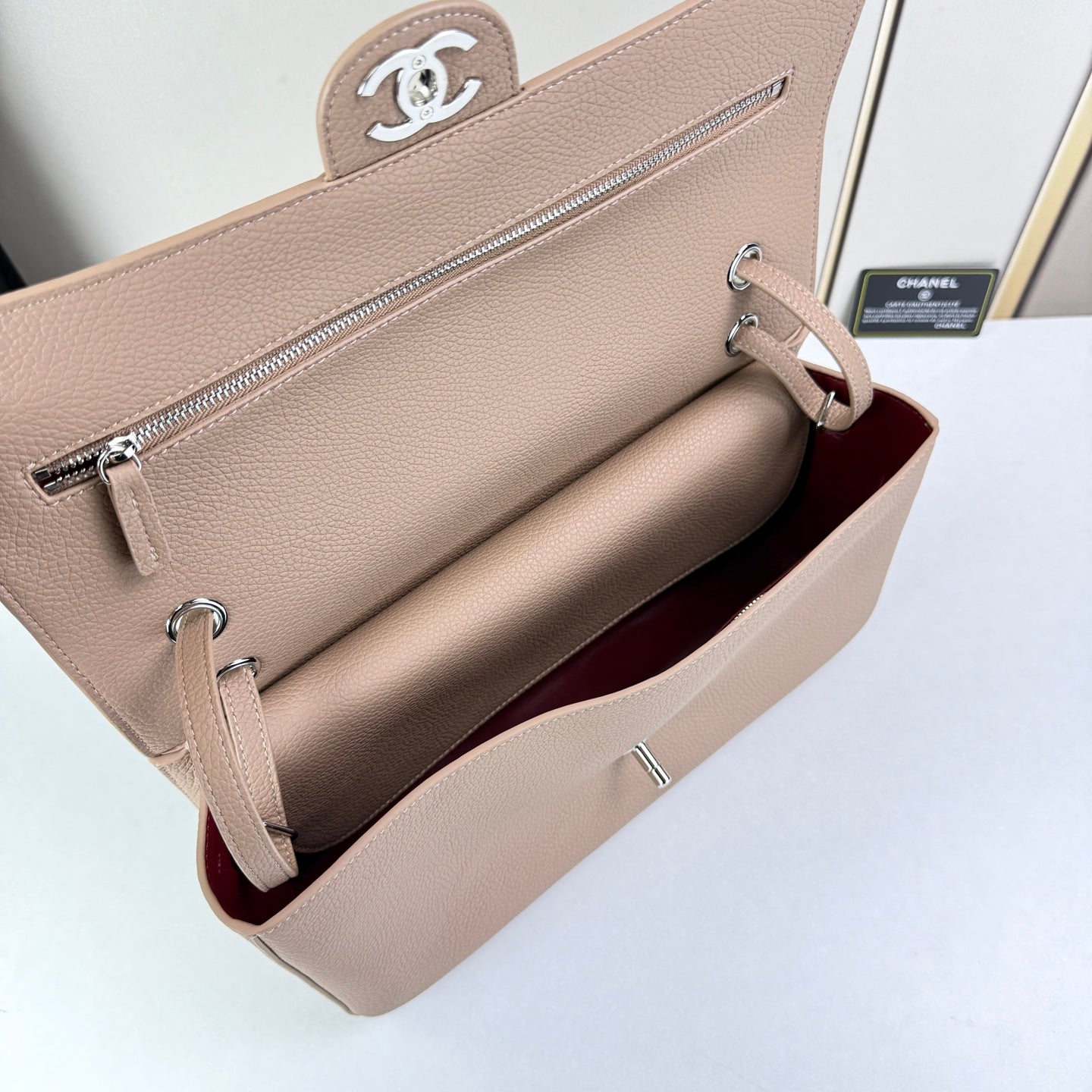 B1R76C35 Popular leather bag