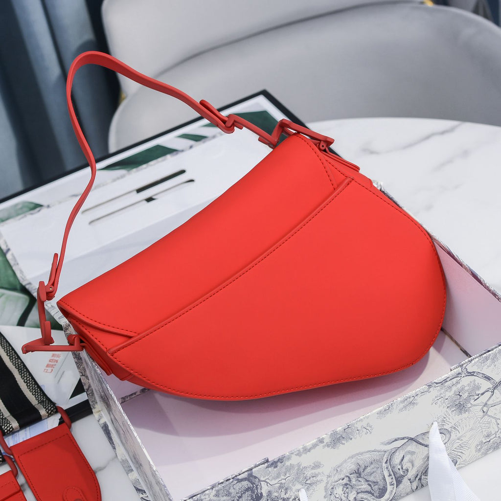 B5X111D10 Popular   leather bag 