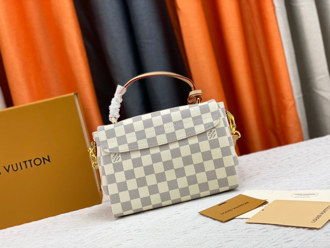 B1W15E2 Popular leather Bags