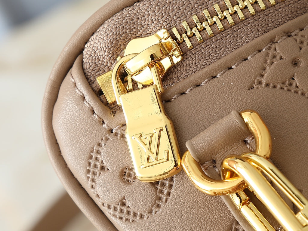 B1N55E59 Popular   leather bag