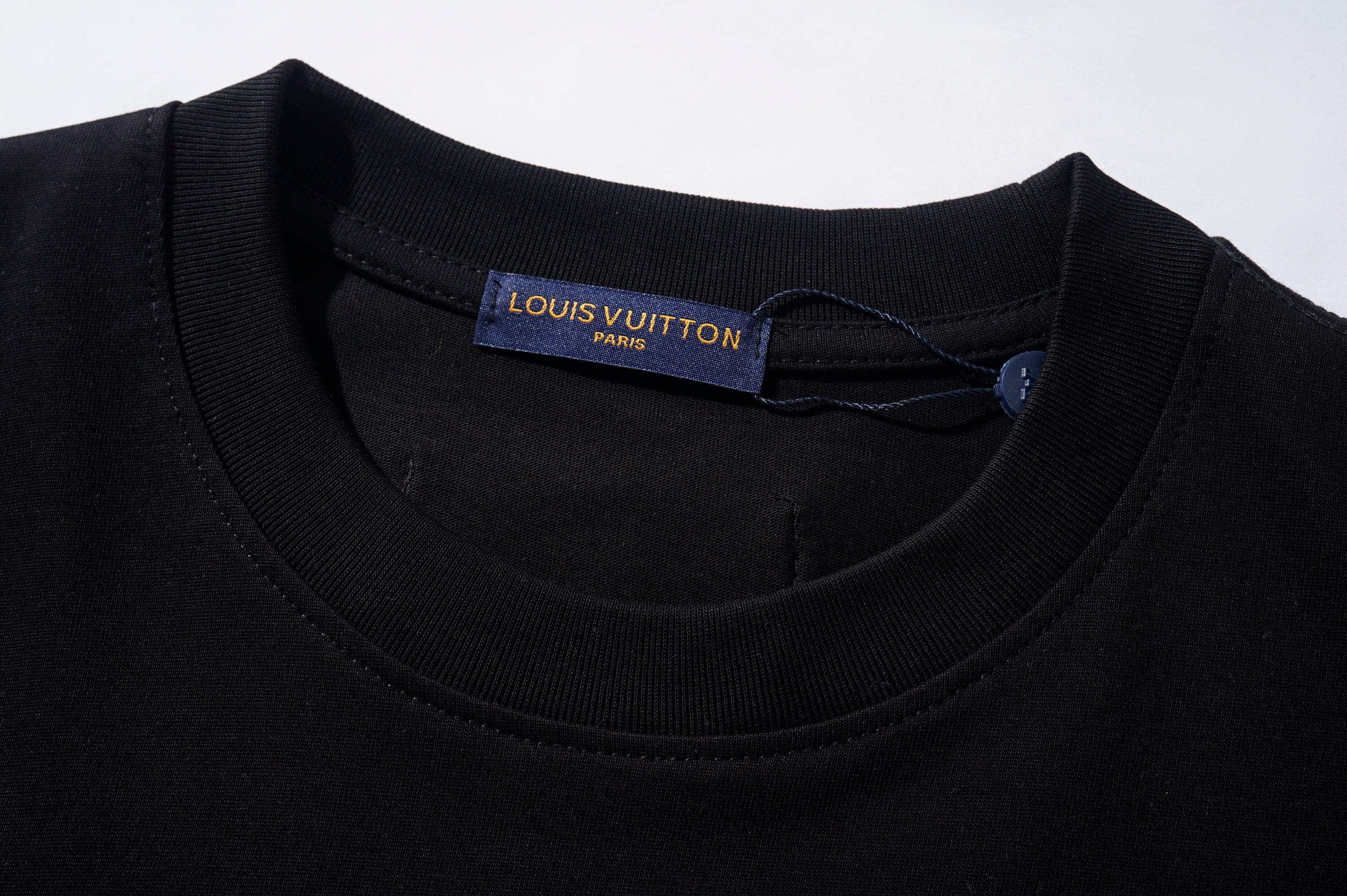 U1R45E141 Popular T-shirt