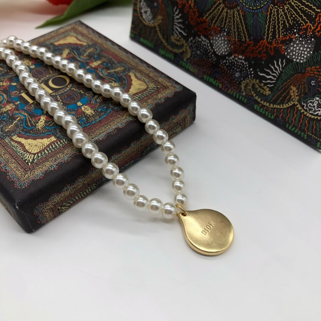 X1Q85D292X Popular Necklaces