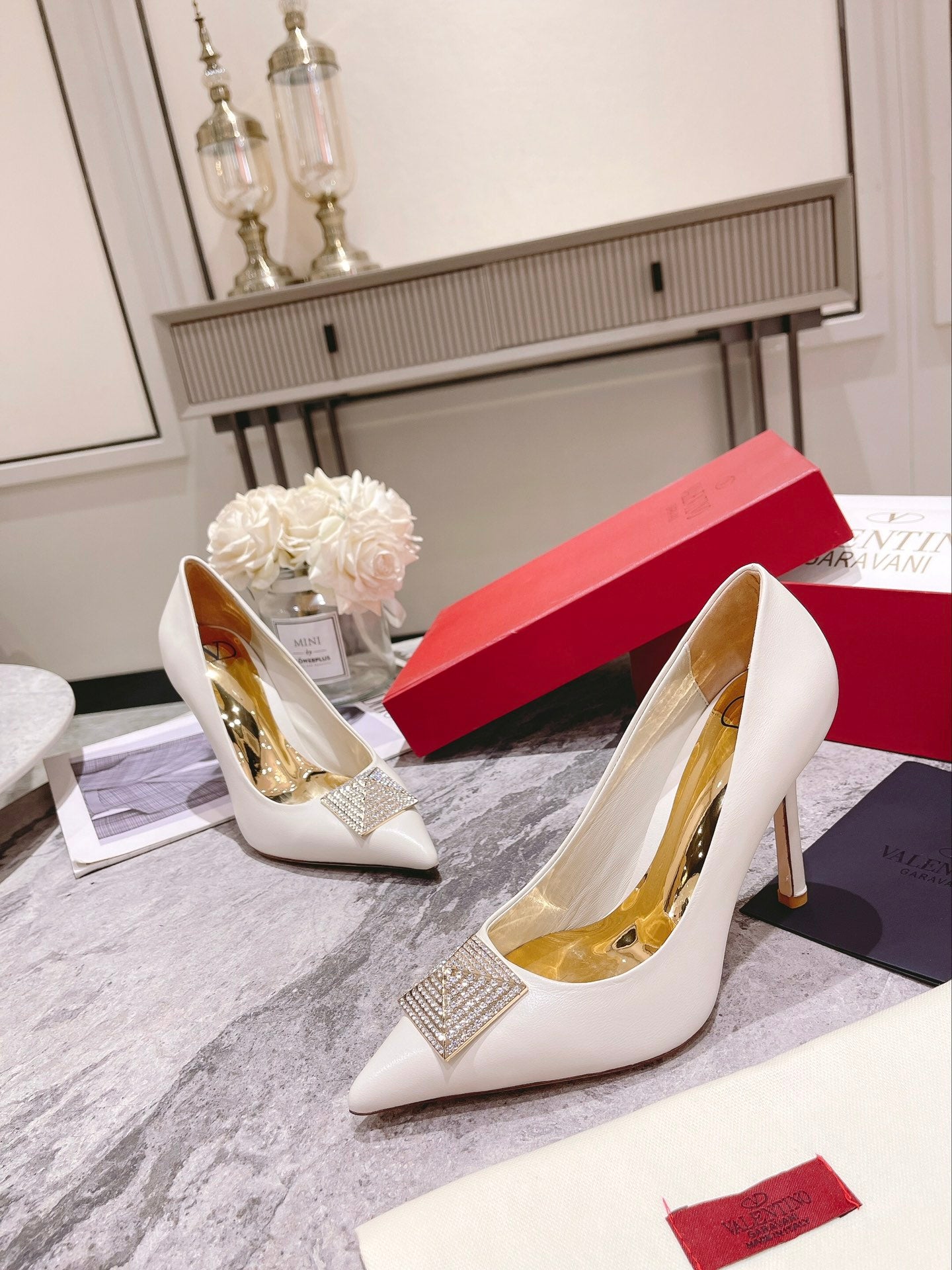 Z1WVL263 Popular sandals High heels