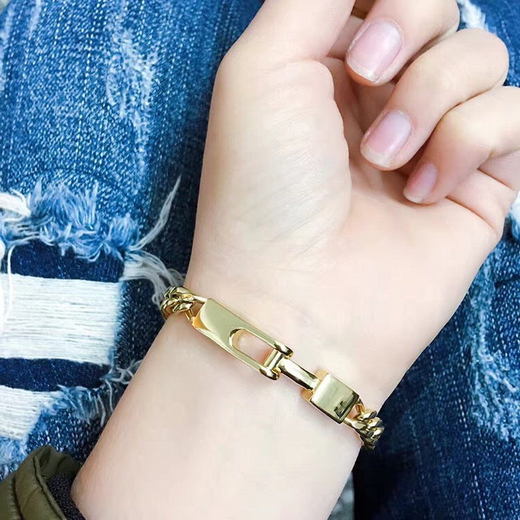 XP490K7K  Popular Bracelets