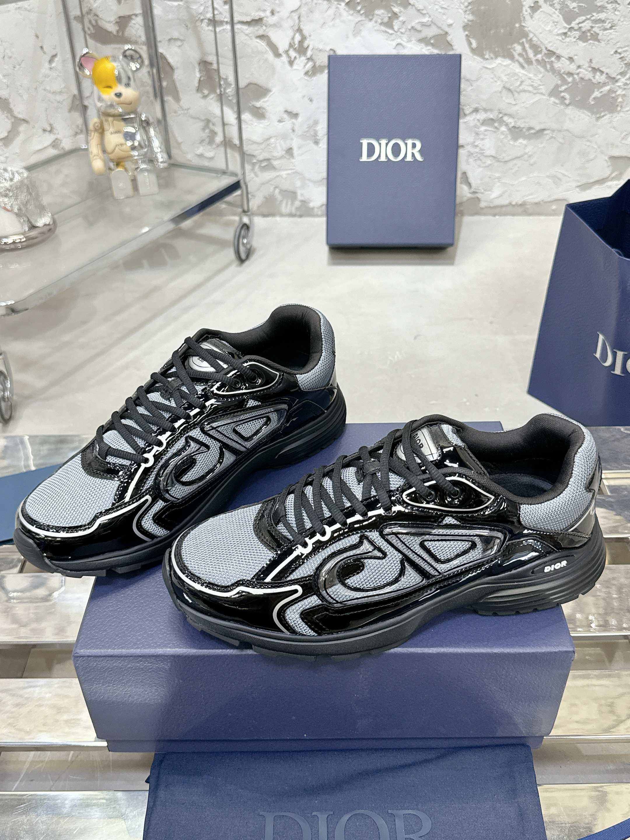 Z2R45D2 Popular high-quality shoes