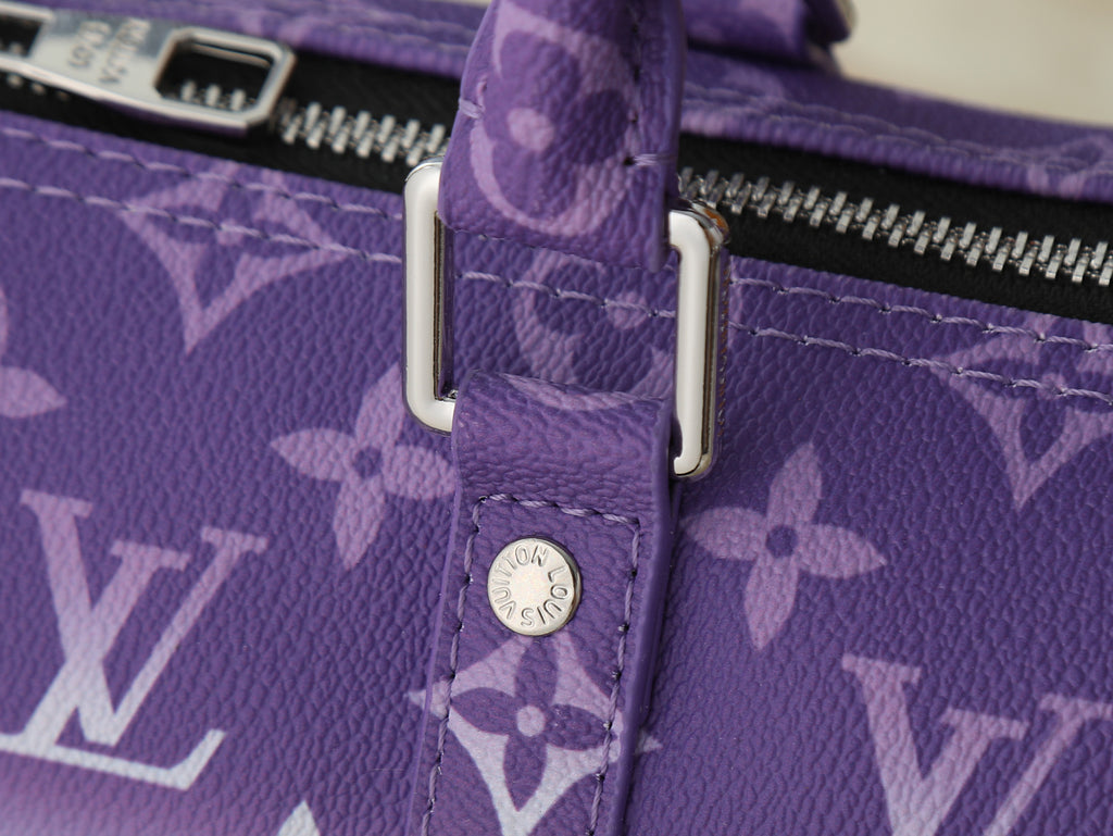 B1R76E50 Popular leather bag