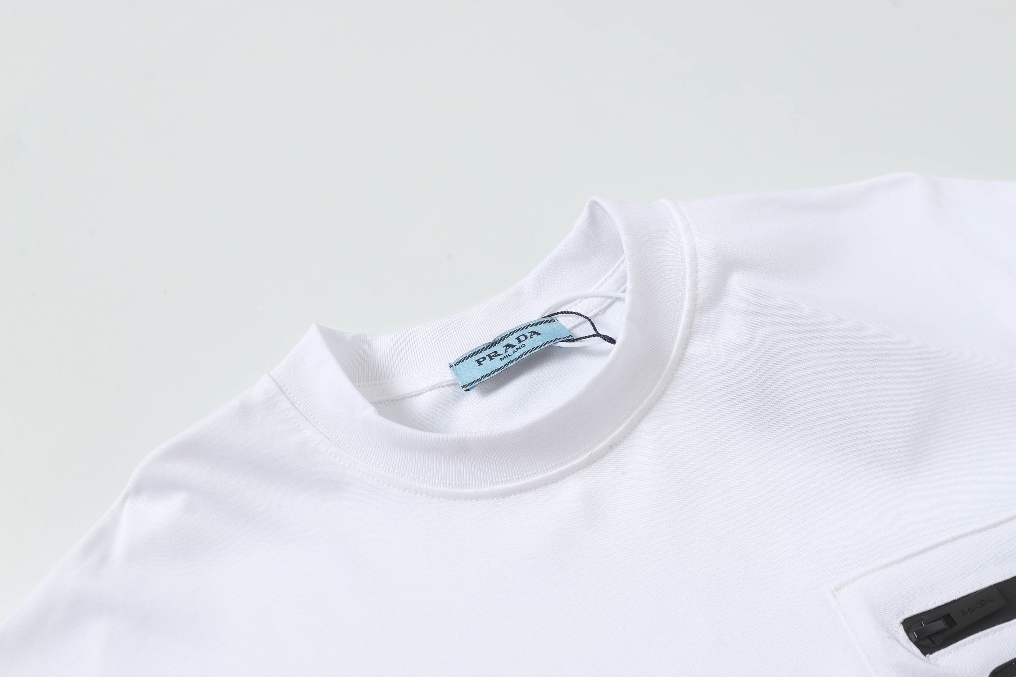 U1R45P183 Popular T-shirt