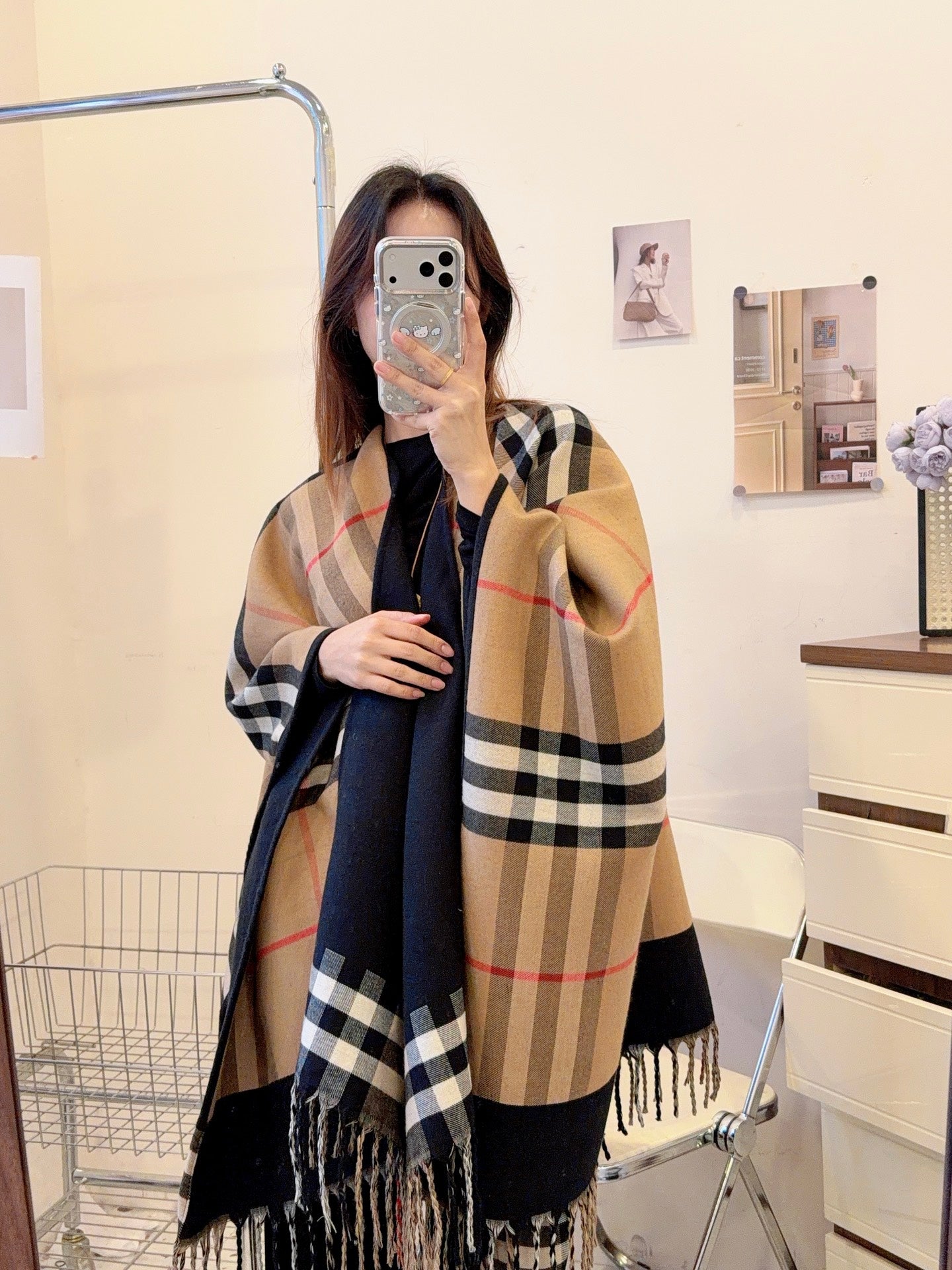 W1R86R55 Popular cape