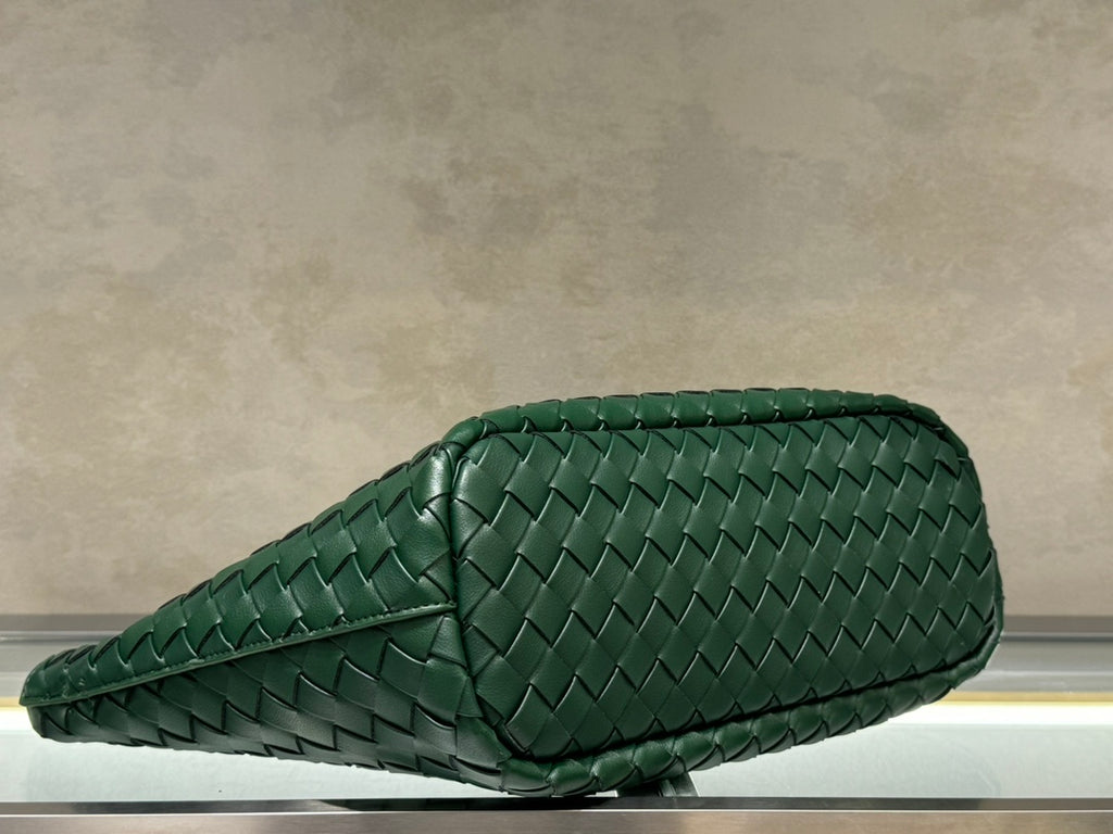 B1X104A70 Popular   High quality leather bag
