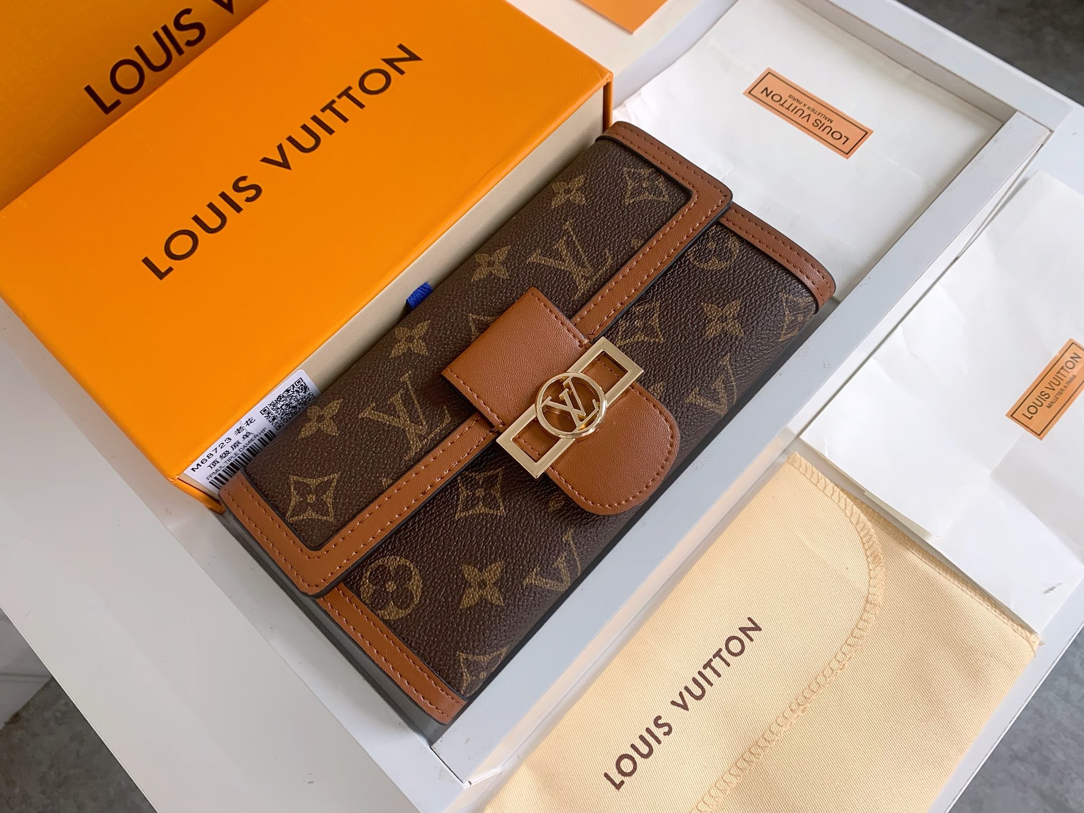 B1N55E33 Popular   leather wallets