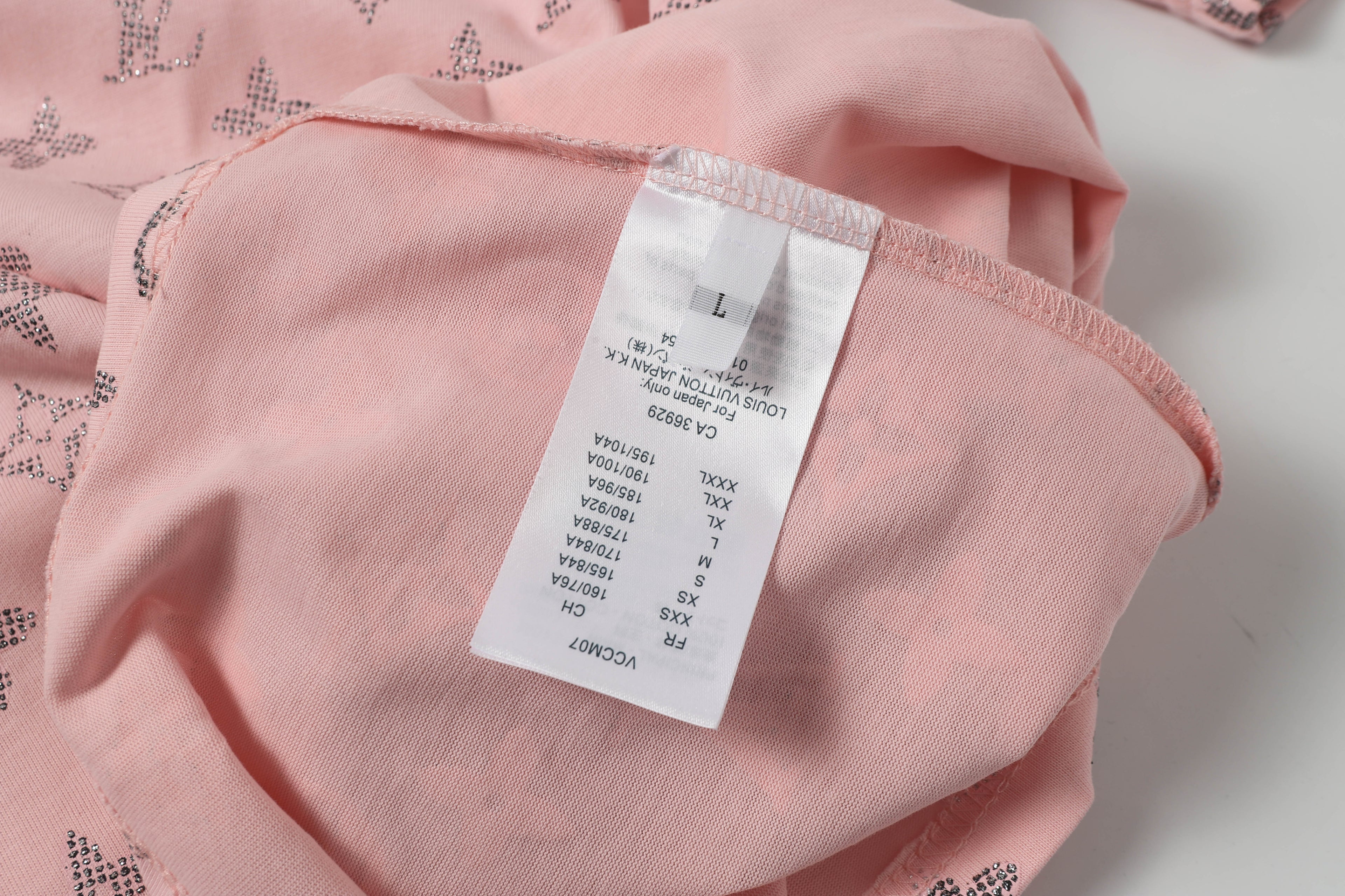 U1R45E152 Popular T-shirt