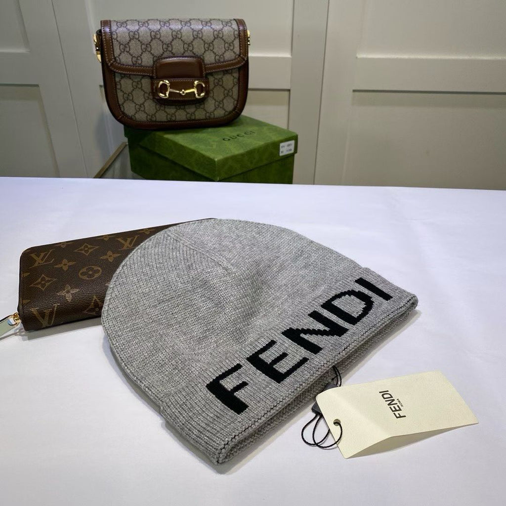 M1R86F63 Popular hats