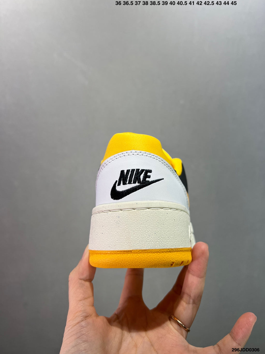 Z4Z35A59 Popular shoes (No box)