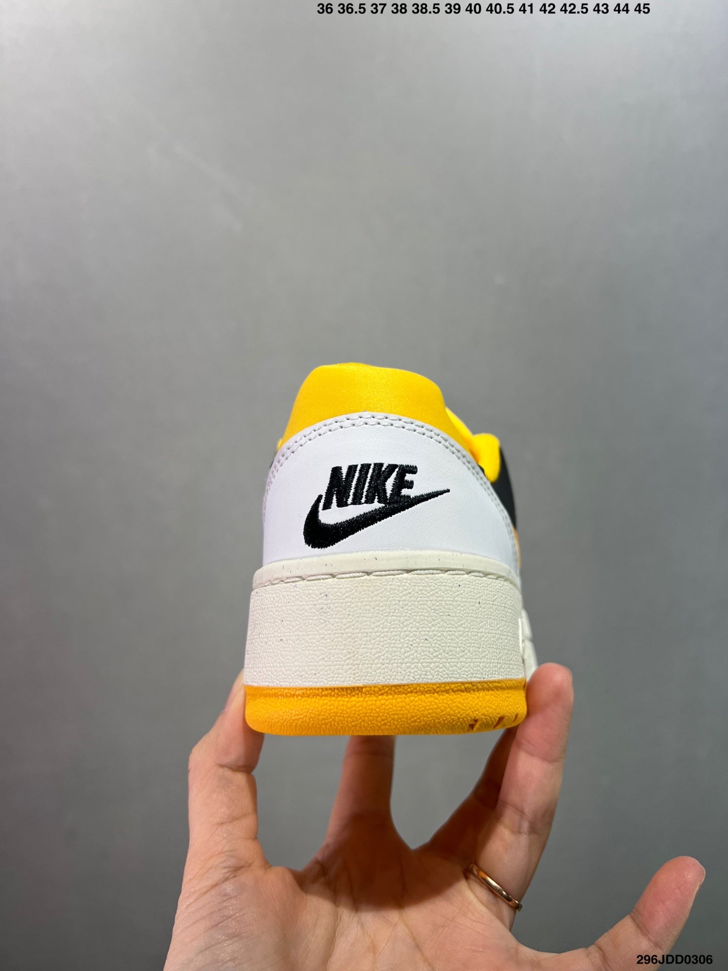 Z4Z35A59 Popular shoes (No box)
