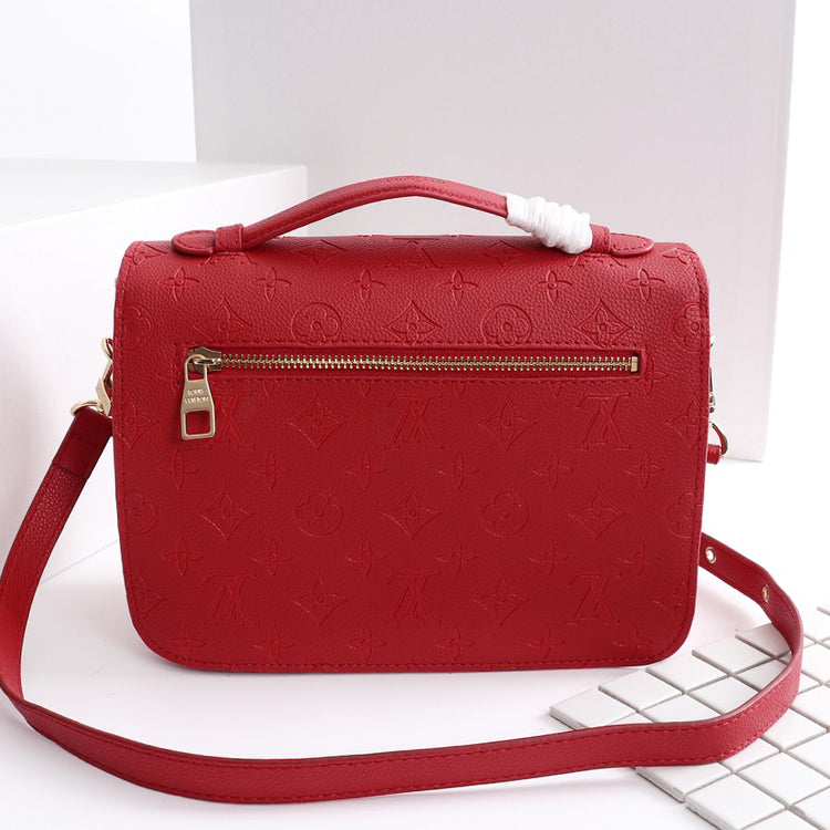 B1X41E92 Popular leather bag 